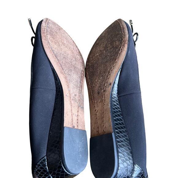 Donald J Pliner Ballet Wedge Size 7.5N Narrow Black Silver Bow Suede Pointed Toe - Picture 8 of 8